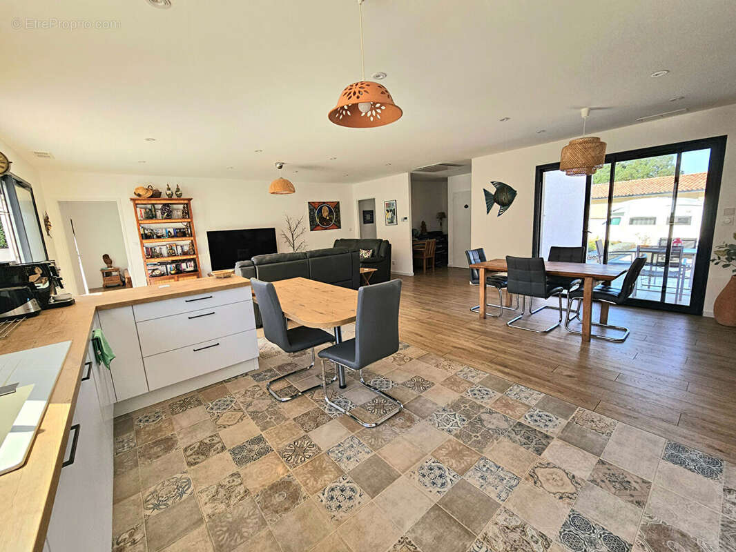 Maison Palaja 5 pièce(s) 123.79 m2 - photo 2
