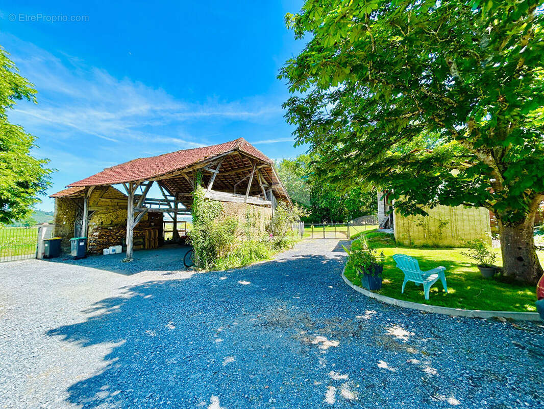 Maison à BUZON