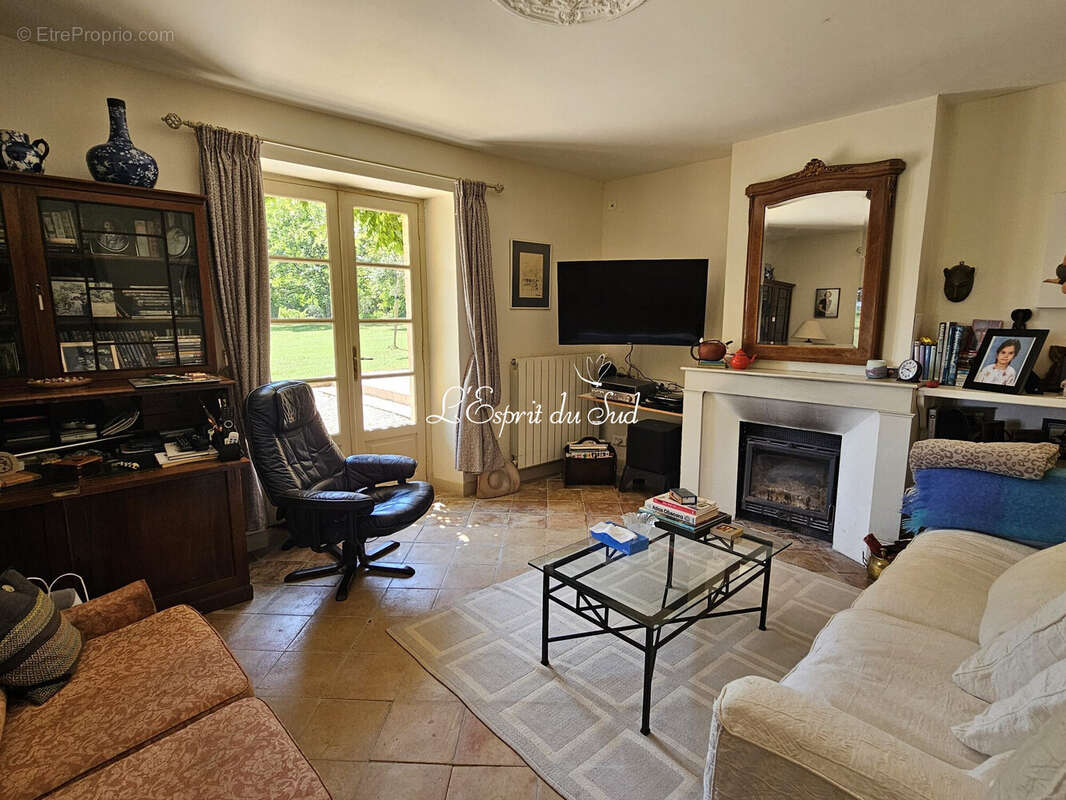 Maison 251 m² à Gaillac  - photo 9