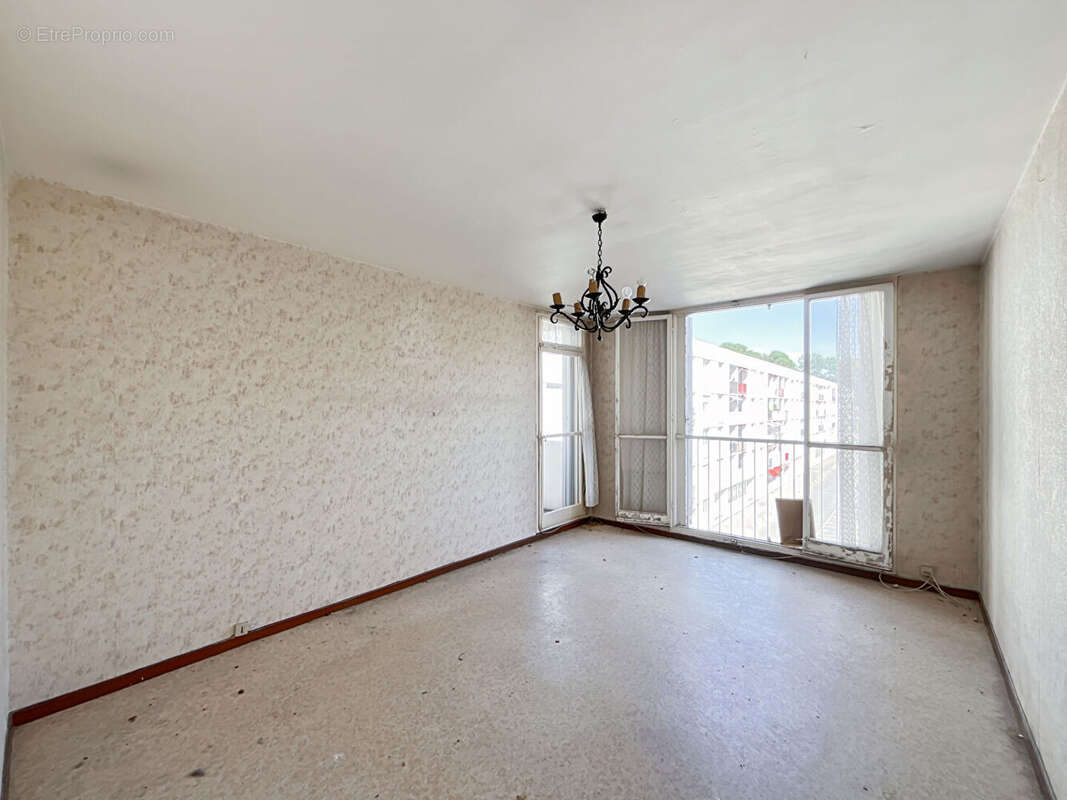 Appartement 57m² à marseille 11e arrondissement - photo 3