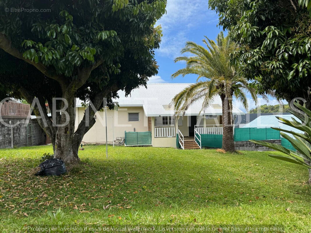 Maison à PETITE-ILE