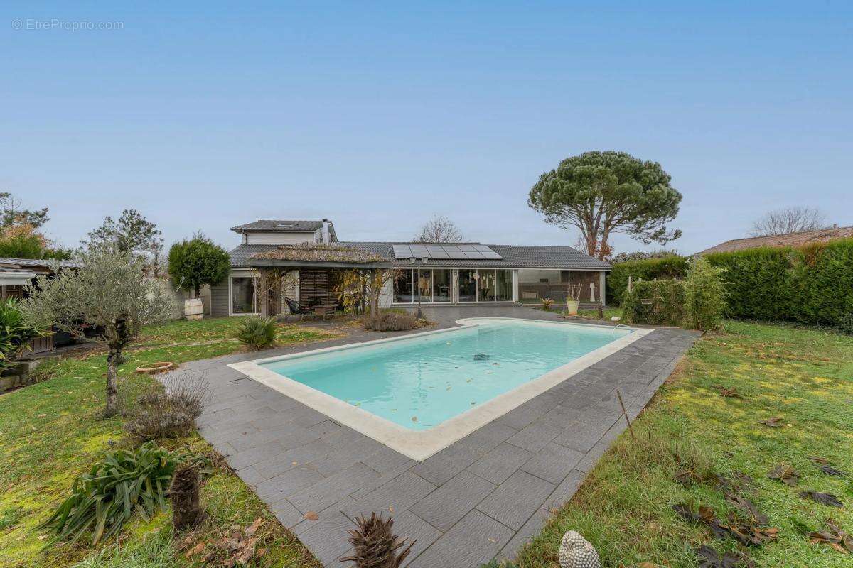 Maison à LANTON