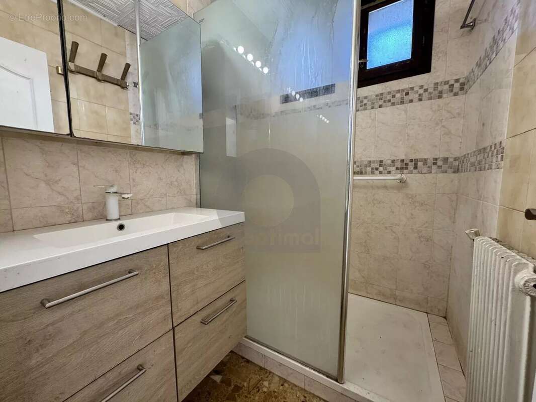 Appartement à ROQUEBRUNE-CAP-MARTIN