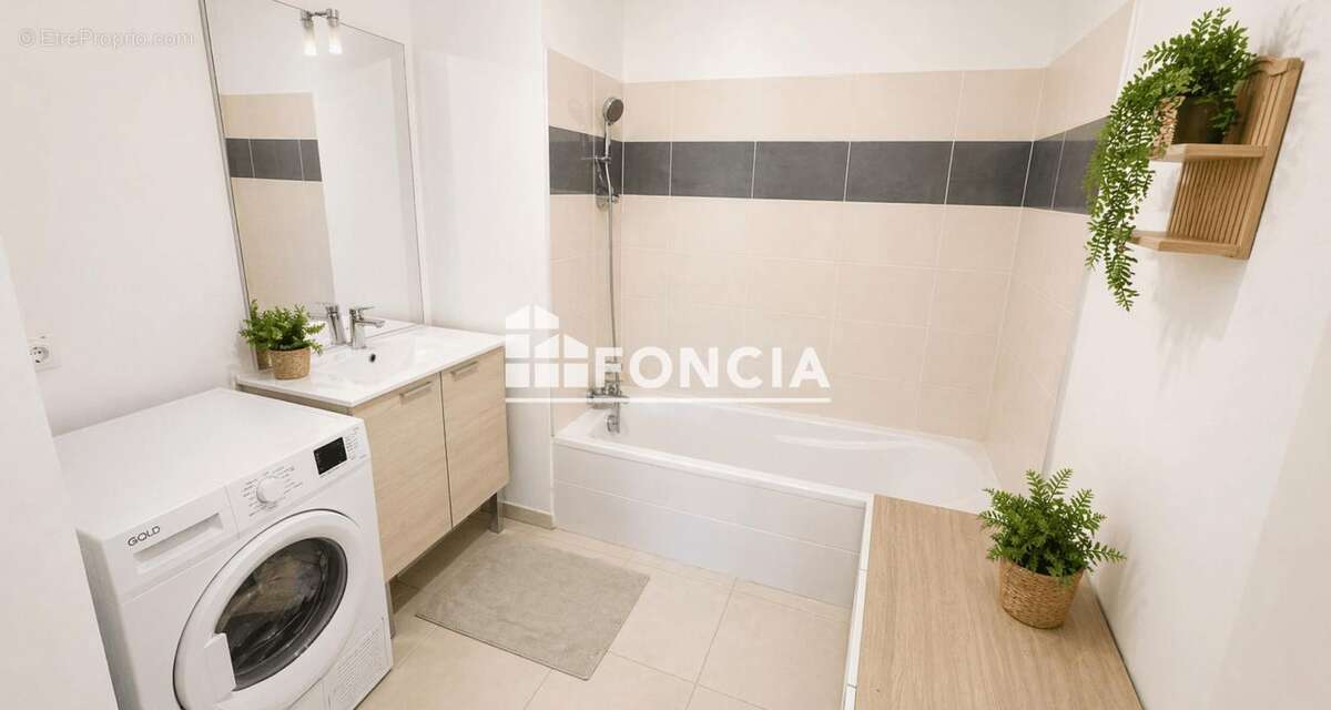 Appartement à FREJUS