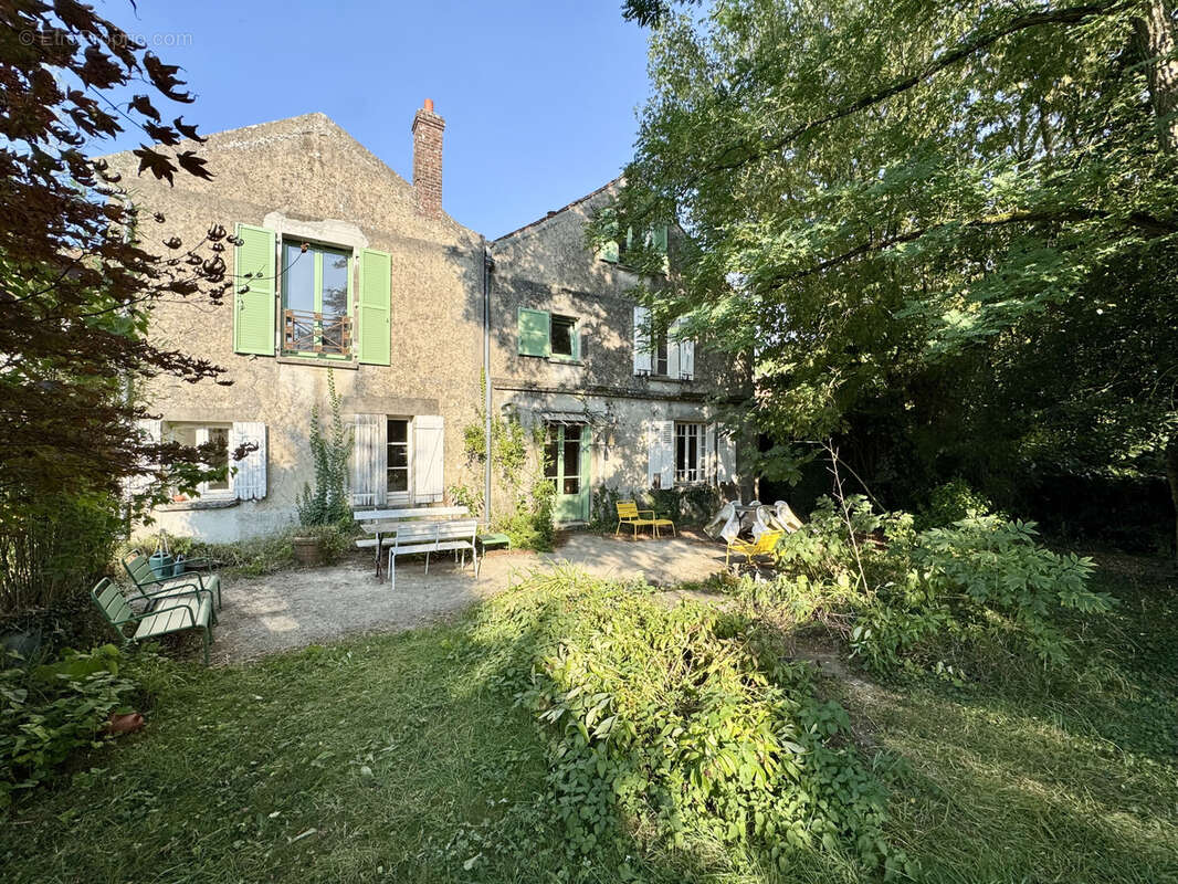 Maison à COULOMMIERS