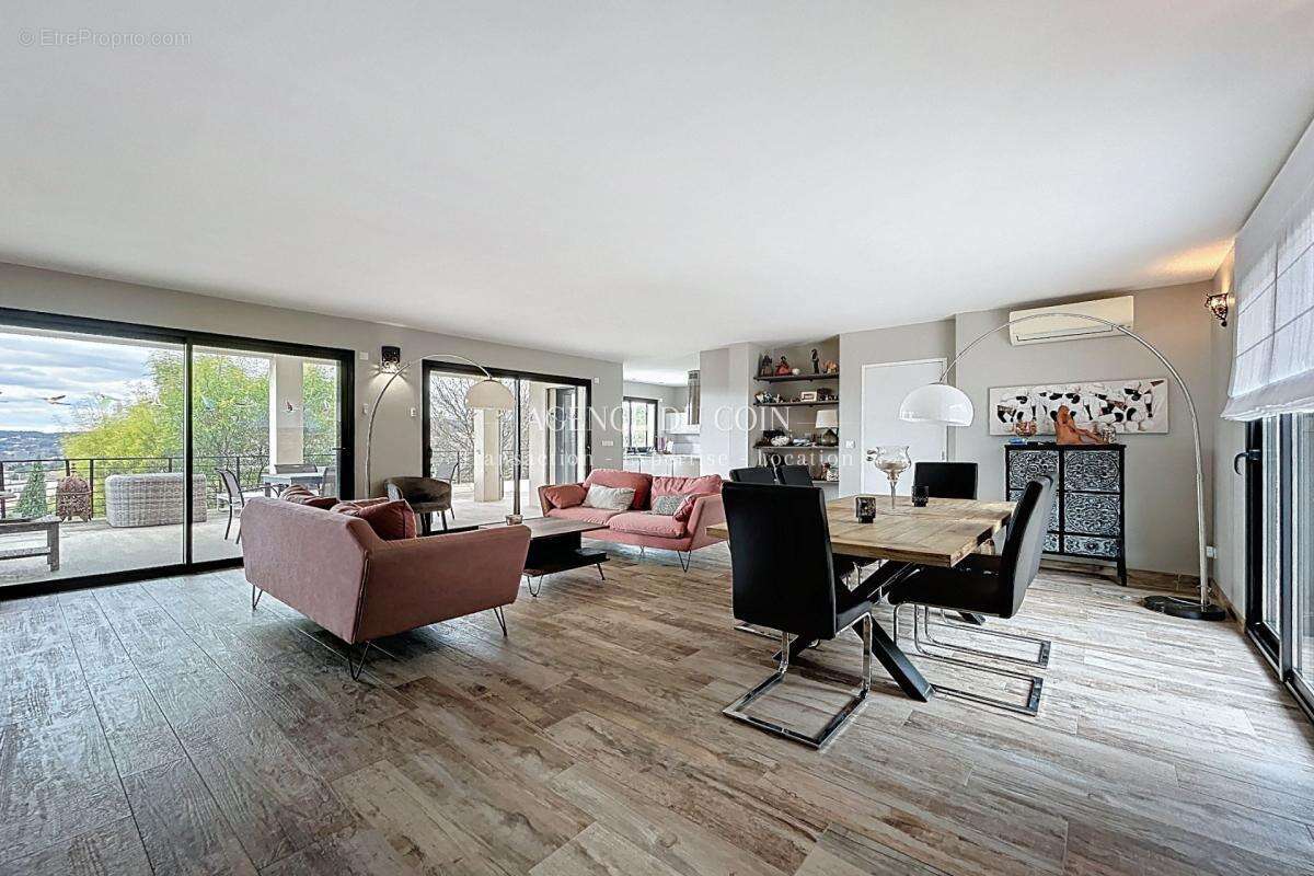 Maison à DRAGUIGNAN