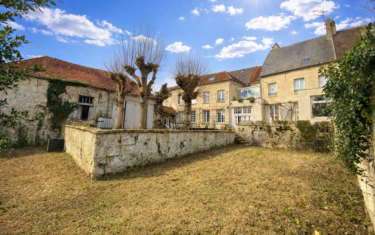 Autre à CREPY-EN-VALOIS