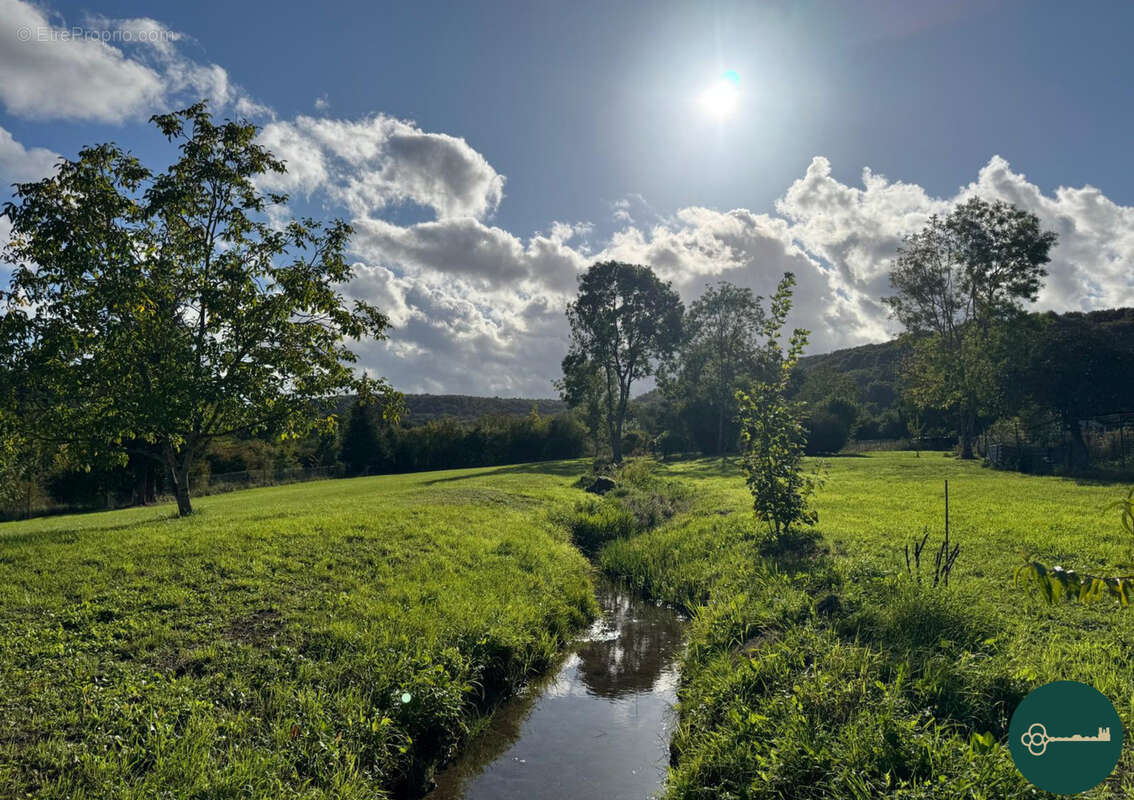 Maison à CHOLOY-MENILLOT