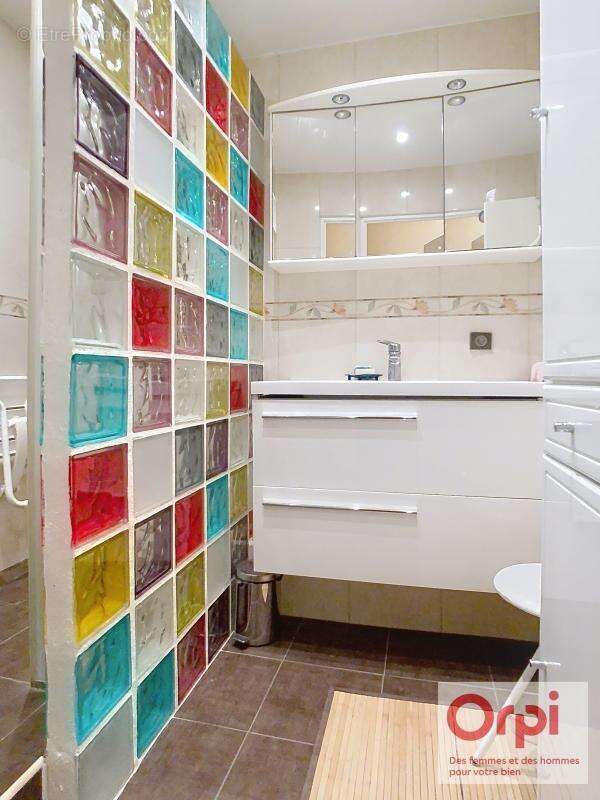 Appartement à ISSY-LES-MOULINEAUX