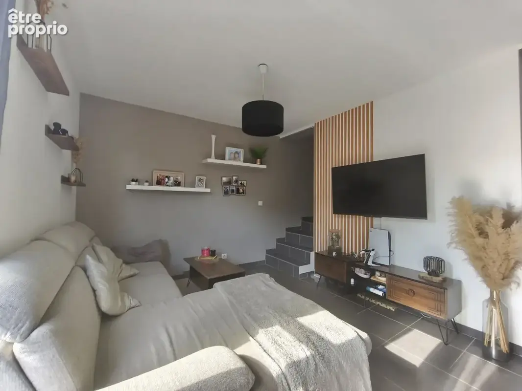 Maison T5 de 92 m²  4 chambres  Saint-Pargoire avec 2 places de parking - photo 2