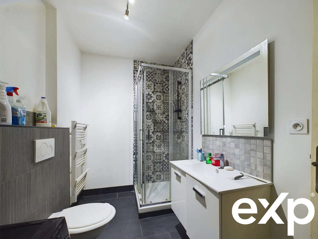 Appartement à LA TOUR-DU-PIN