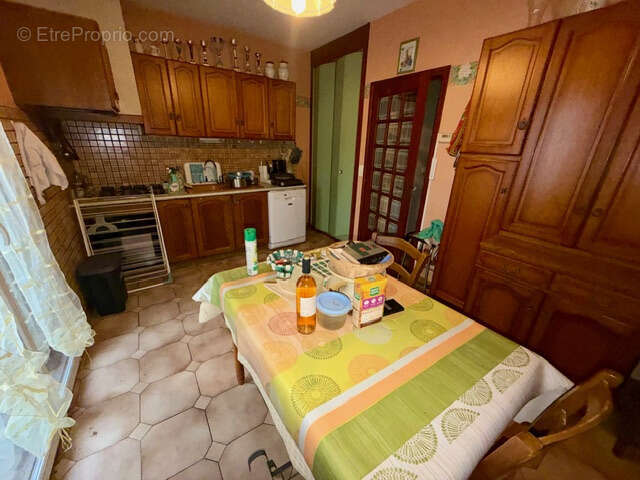 Maison à SAINT-THIBERY