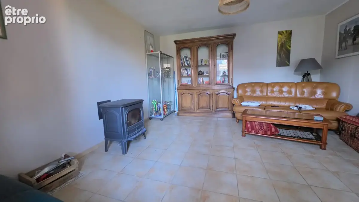 Rare à la vente   ensemble équestre sur plus de 5 hectares   argol - photo 3