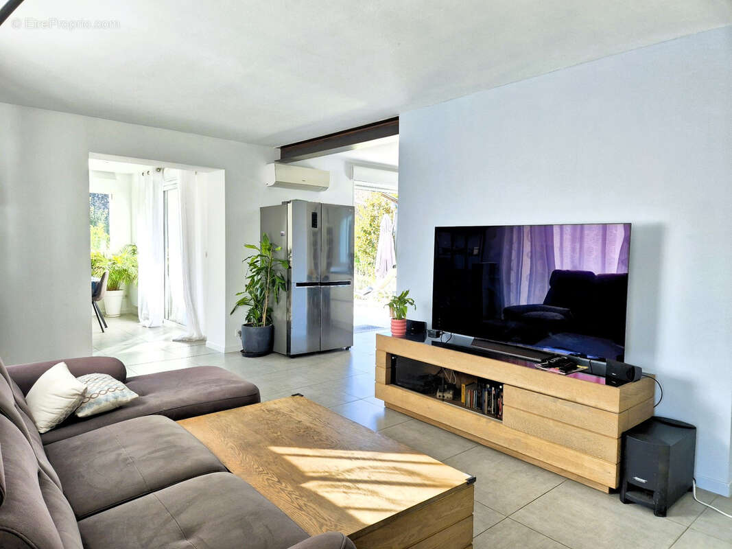 Maison à LEZIGNAN-LA-CEBE