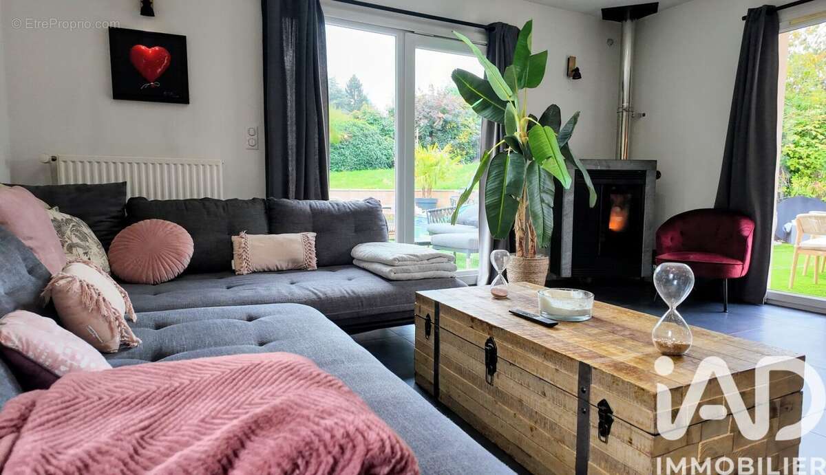 Photo 8 - Maison à ROCHE-LA-MOLIERE