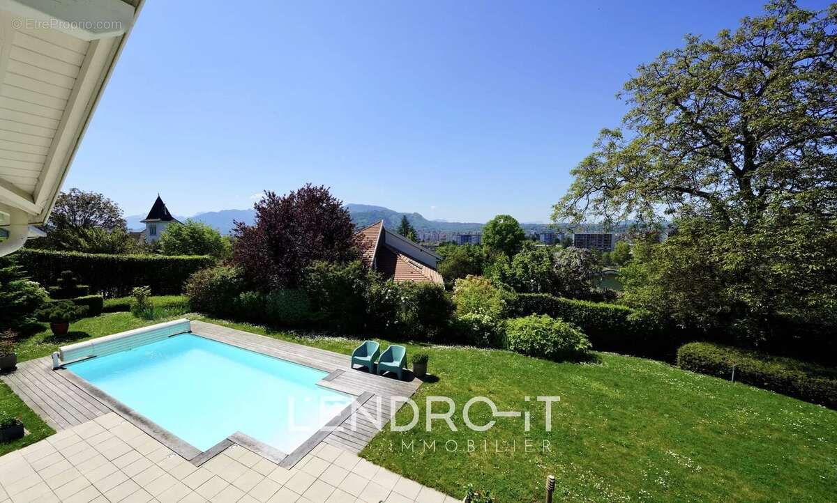 Maison à ANNECY-LE-VIEUX