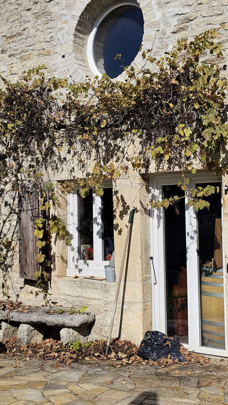 Maison à CHASSAGNE-SAINT-DENIS