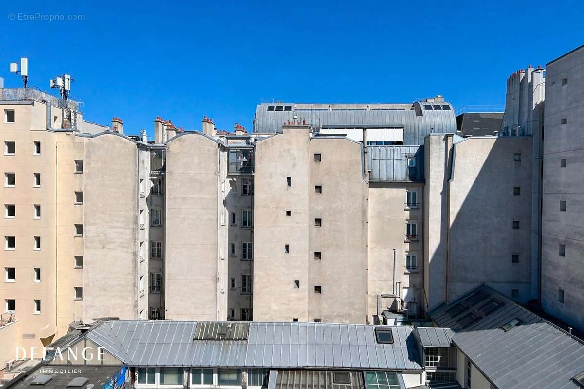 Appartement à PARIS-11E
