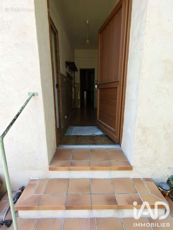 Maison 100 m² à Saint-Gilles  - photo 5