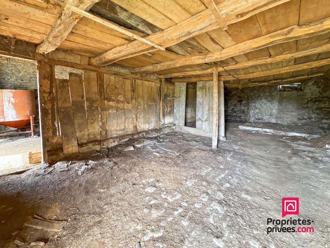 Maison à rénover avec terrain et dépendance proche Précy Sous Thil (21390) - photo 10