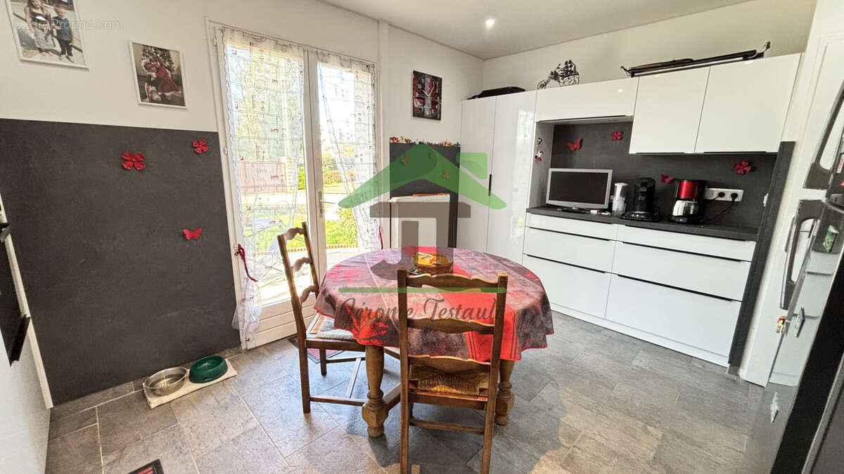 Maison à ARROU