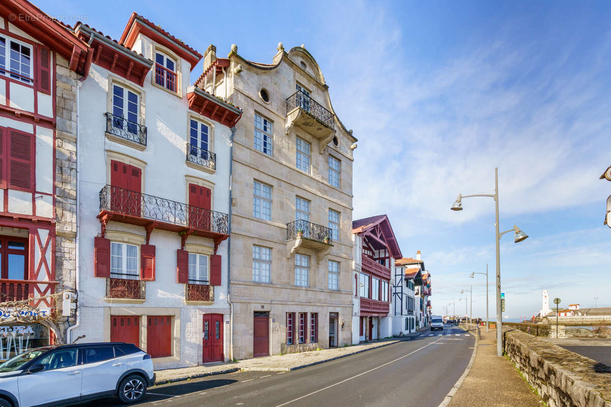 Appartement à CIBOURE