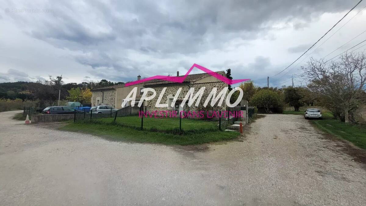 Maison à PUY-SAINT-MARTIN