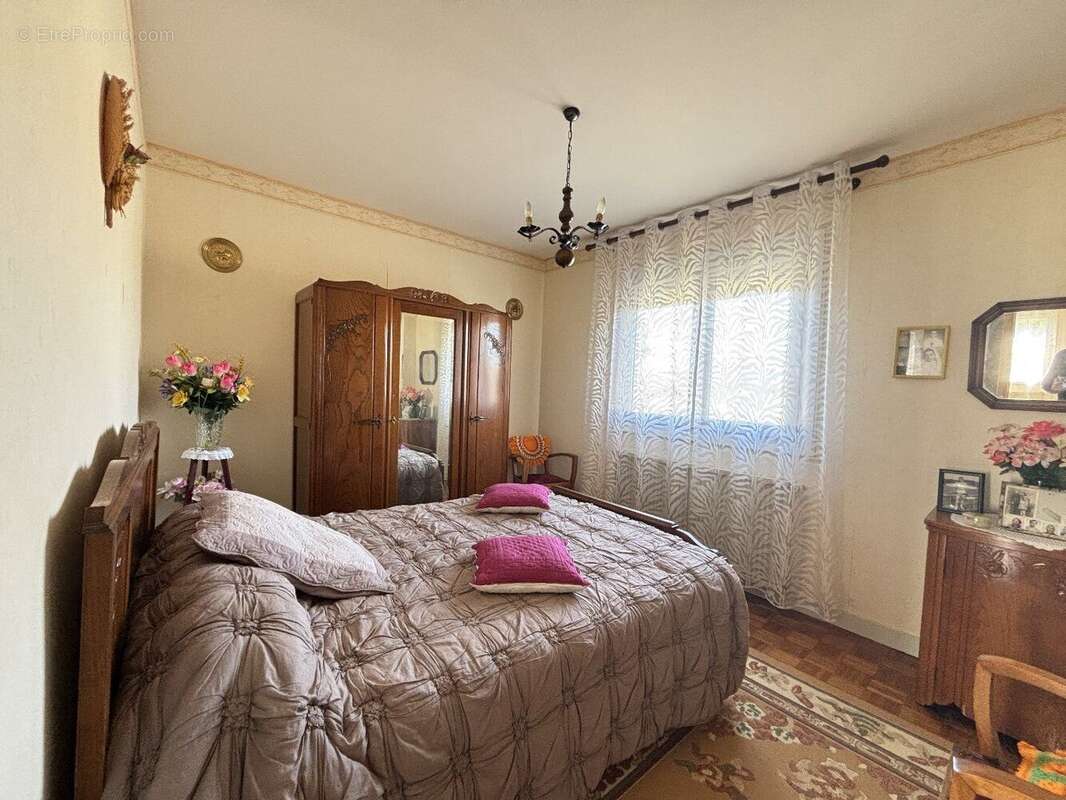Maison à RUFFEC