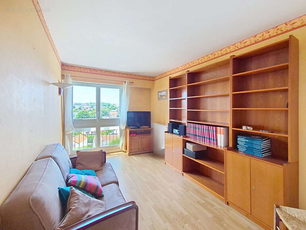 Appartement à L'HAY-LES-ROSES