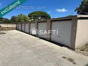 Photo 1 - Parking à TOULON