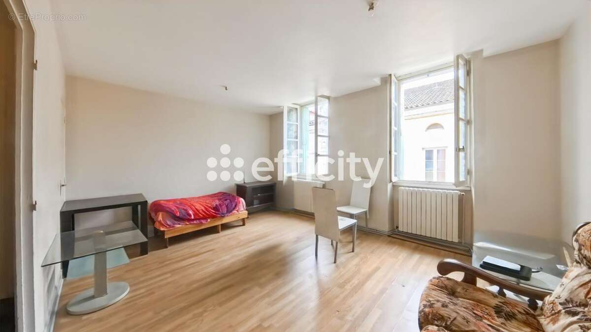 Appartement à VILLENEUVE-SUR-LOT
