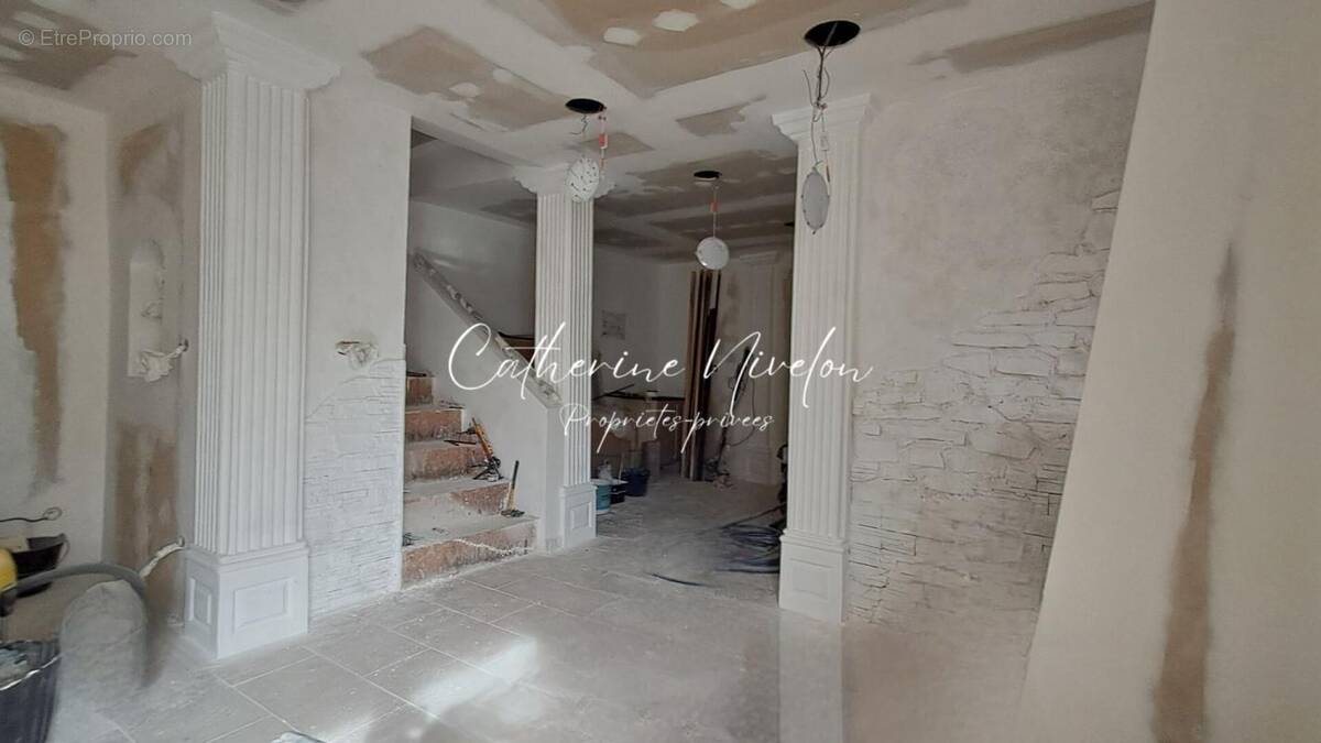 Maison à MARAUSSAN