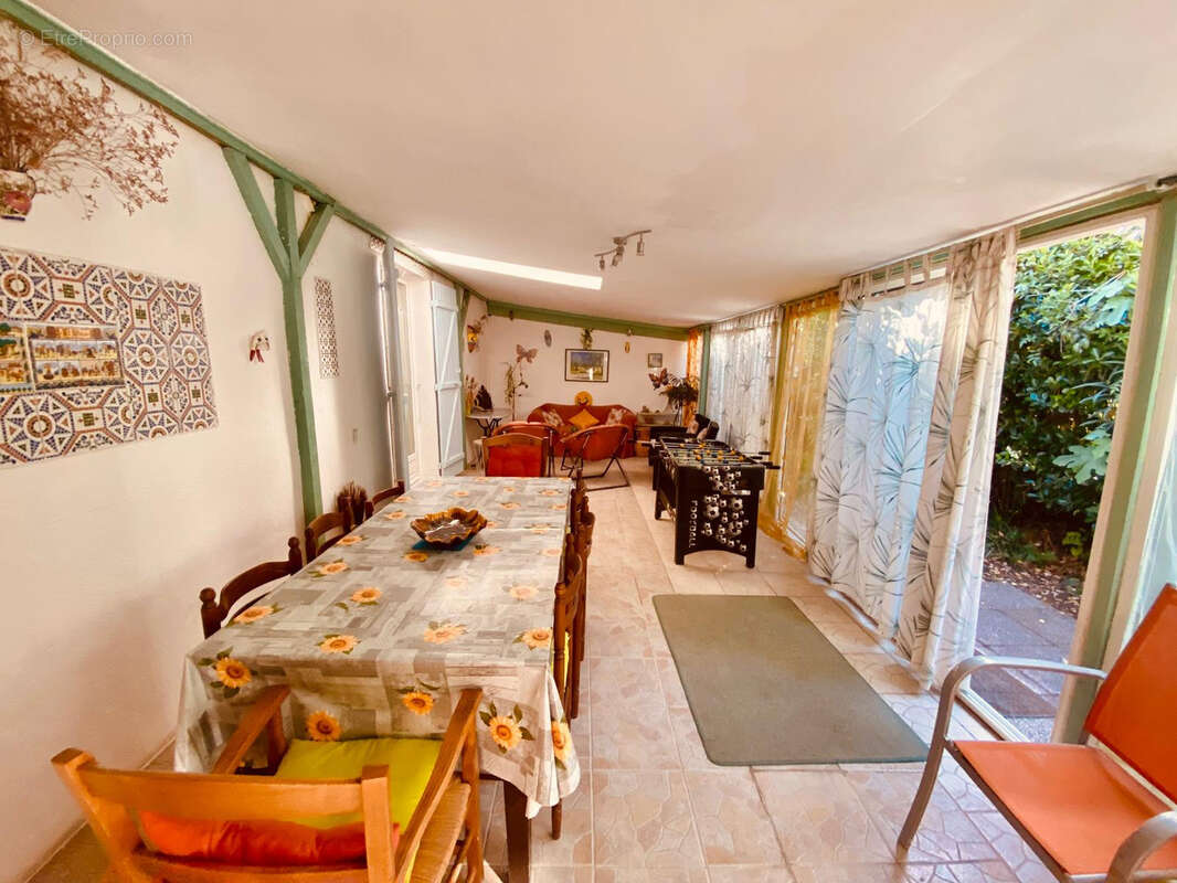 Maison à SAINT-CYPRIEN