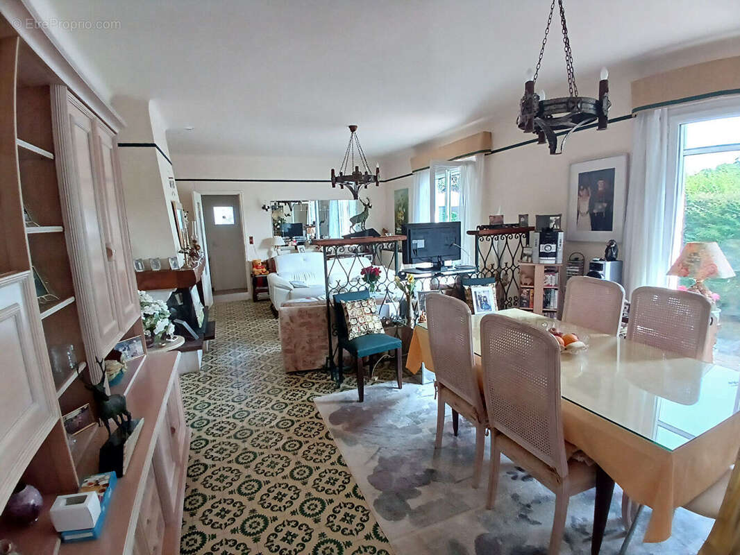 Maison à SAINT-PEE-SUR-NIVELLE