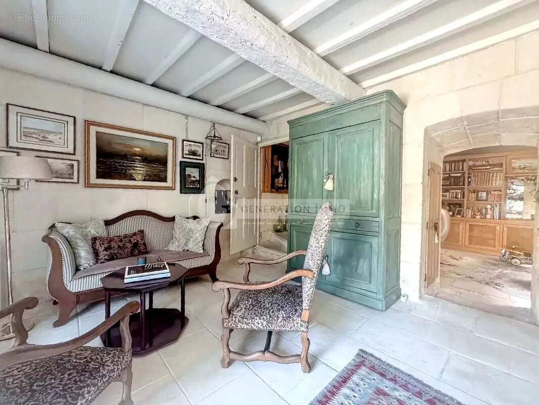 Maison ancienne rénovée T5 coeur de village de Fontvieille - photo 7