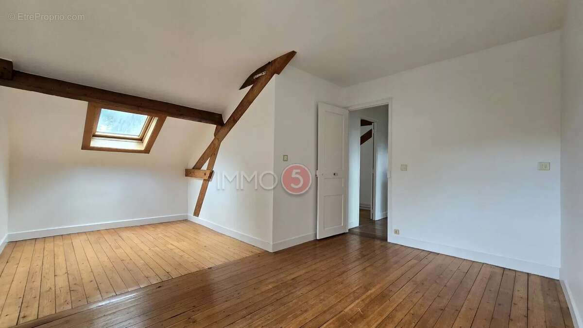 Maison à VILLEMOMBLE