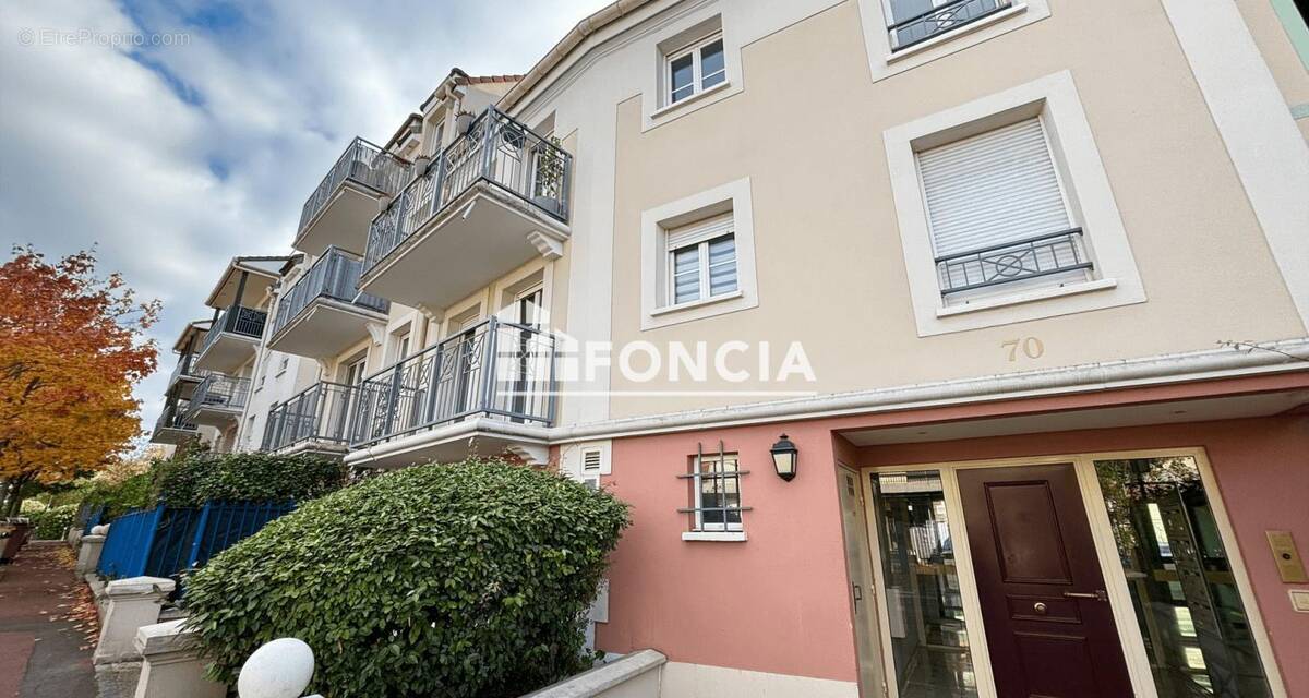 Appartement à SAINT-GRATIEN