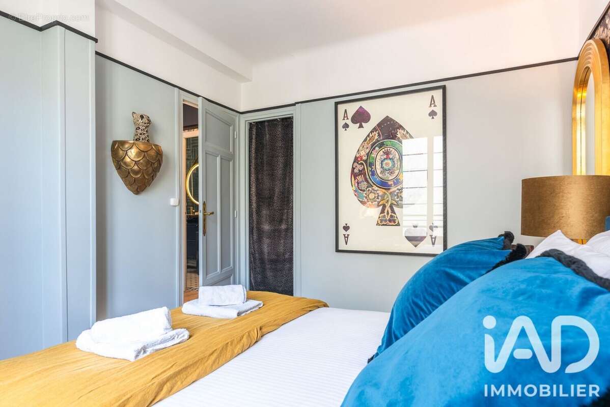 Photo 8 - Appartement à PARIS-15E