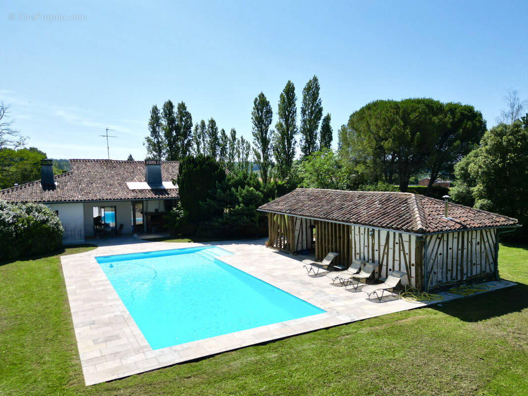 Maison à CASTELJALOUX