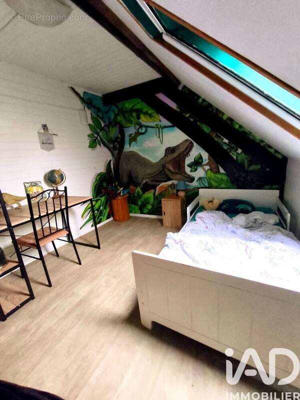 Maison 97 m² à Faux-Fresnay  - photo 9