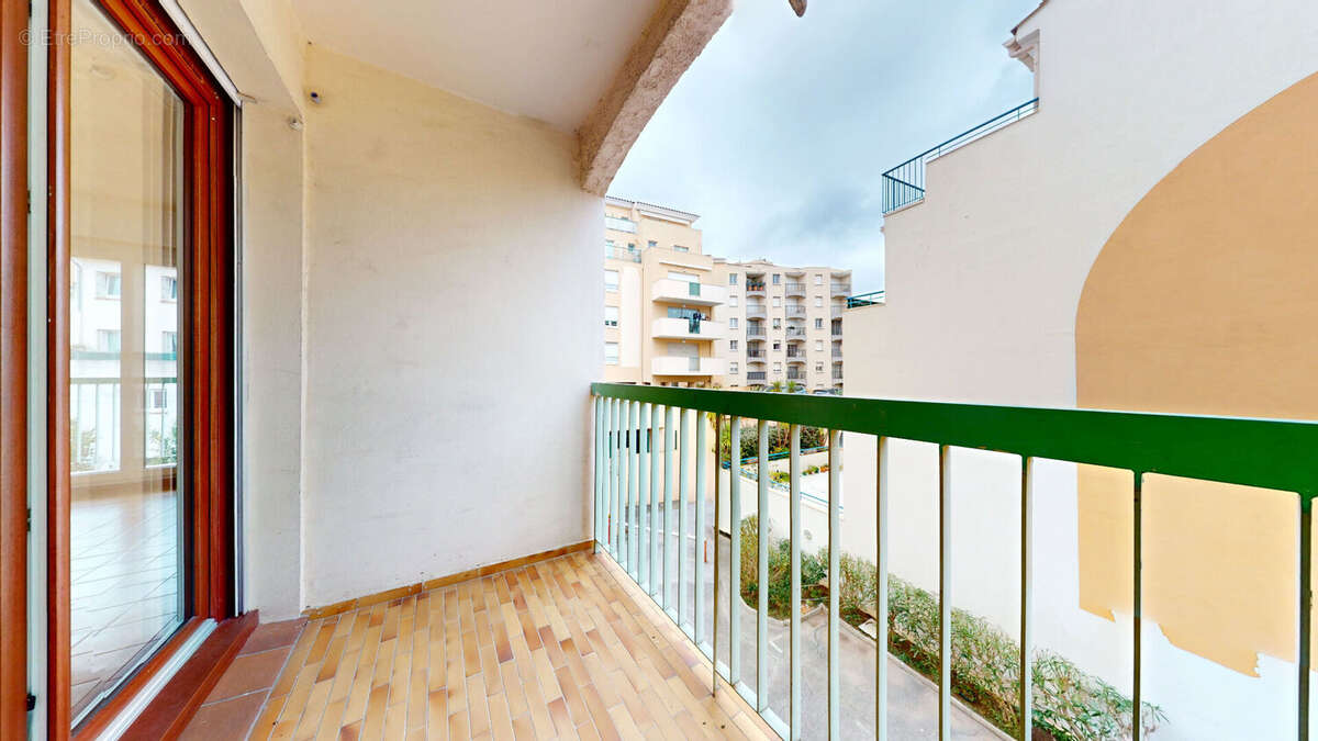 Appartement à SAINT-RAPHAEL