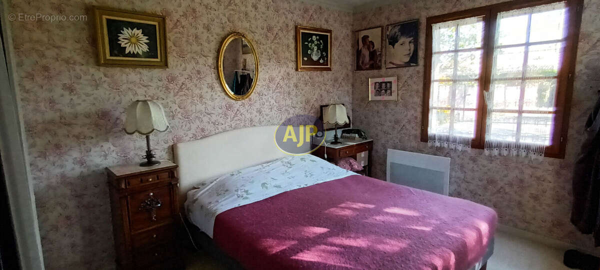 Maison à GRAYAN-ET-L&#039;HOPITAL