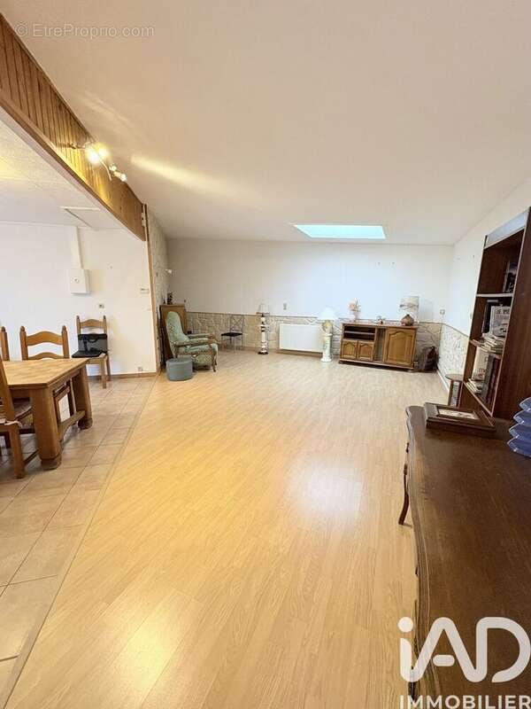 Photo 2 - Maison à SAINT-AMAND-LES-EAUX