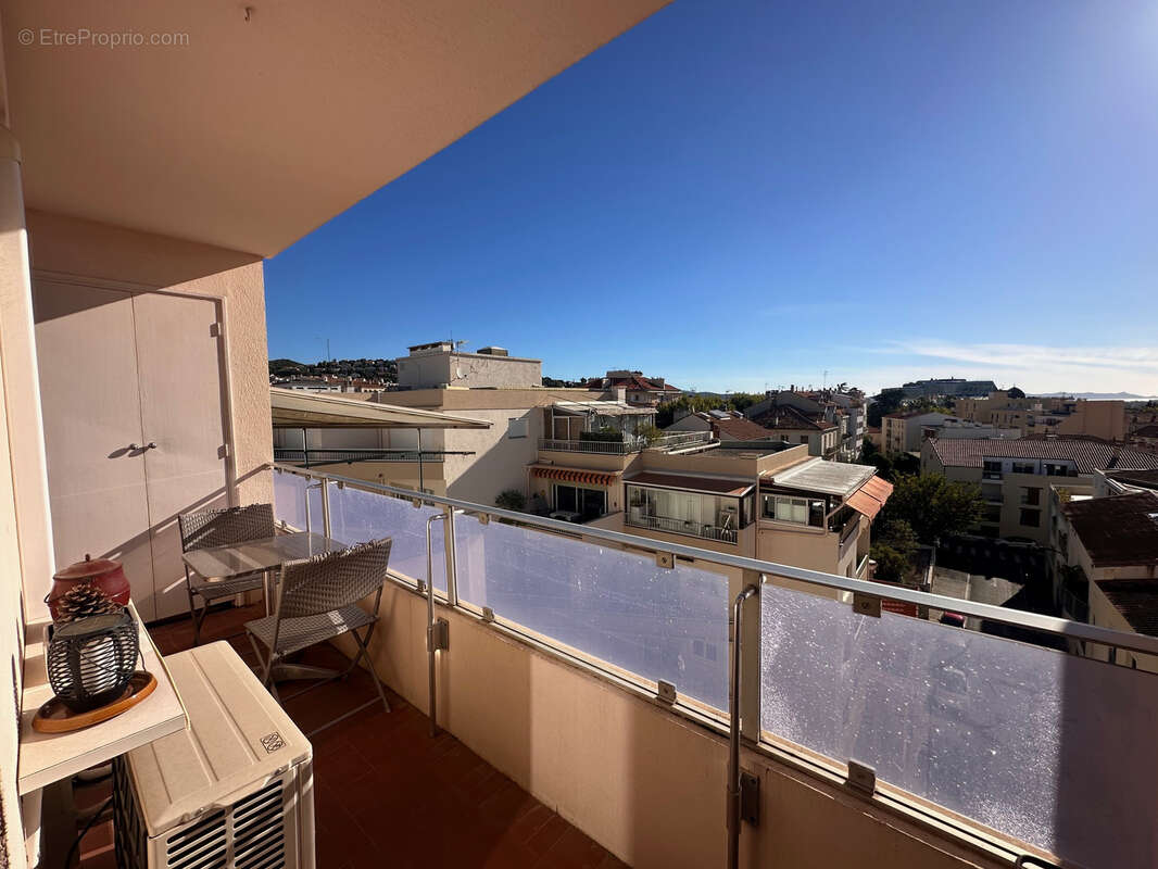 Appartement à HYERES
