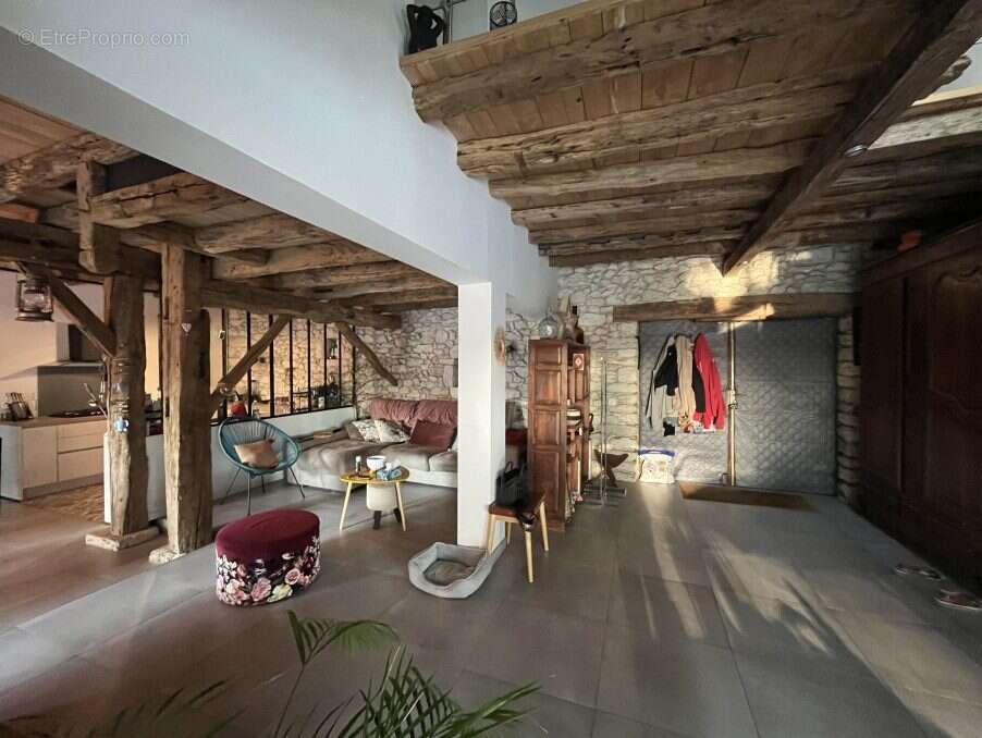 Maison à LAMONZIE-SAINT-MARTIN