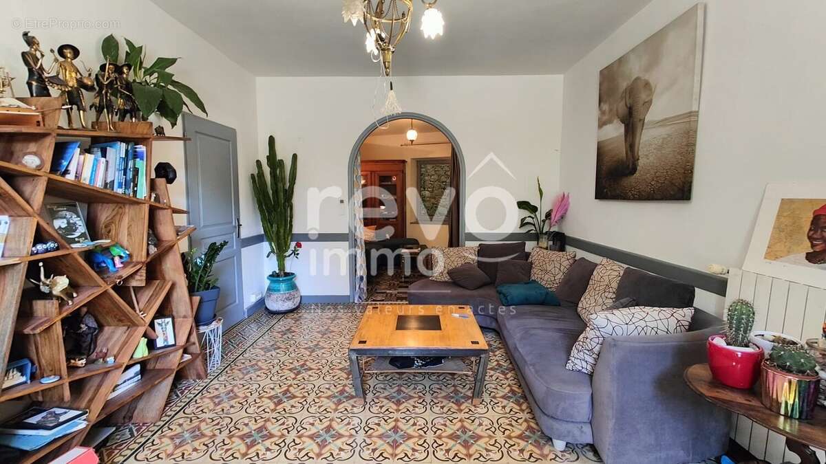 Maison à ROCHEBRUNE