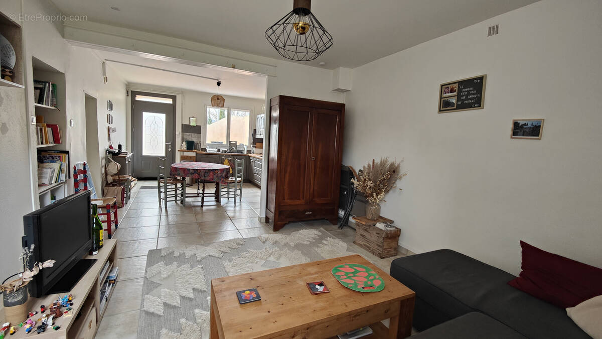 Appartement à DONZERE