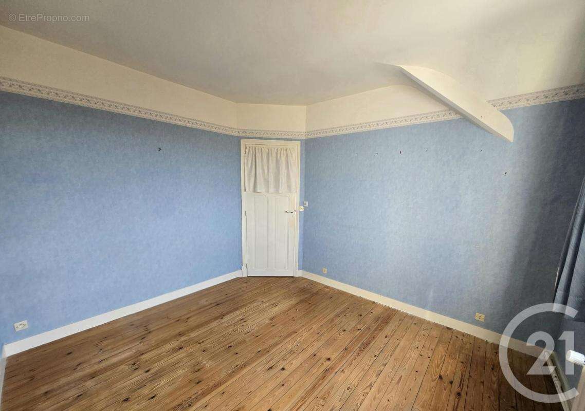 Maison à PONT-SAINTE-MAXENCE