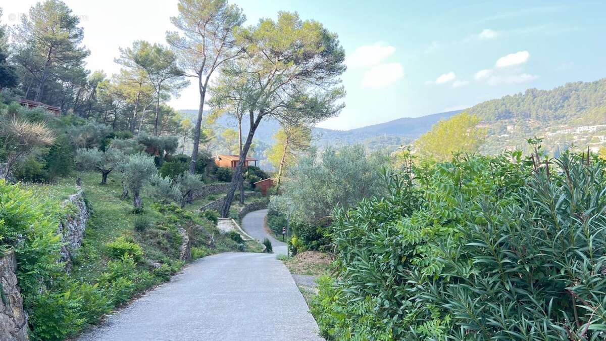 Maison à SOLLIES-TOUCAS