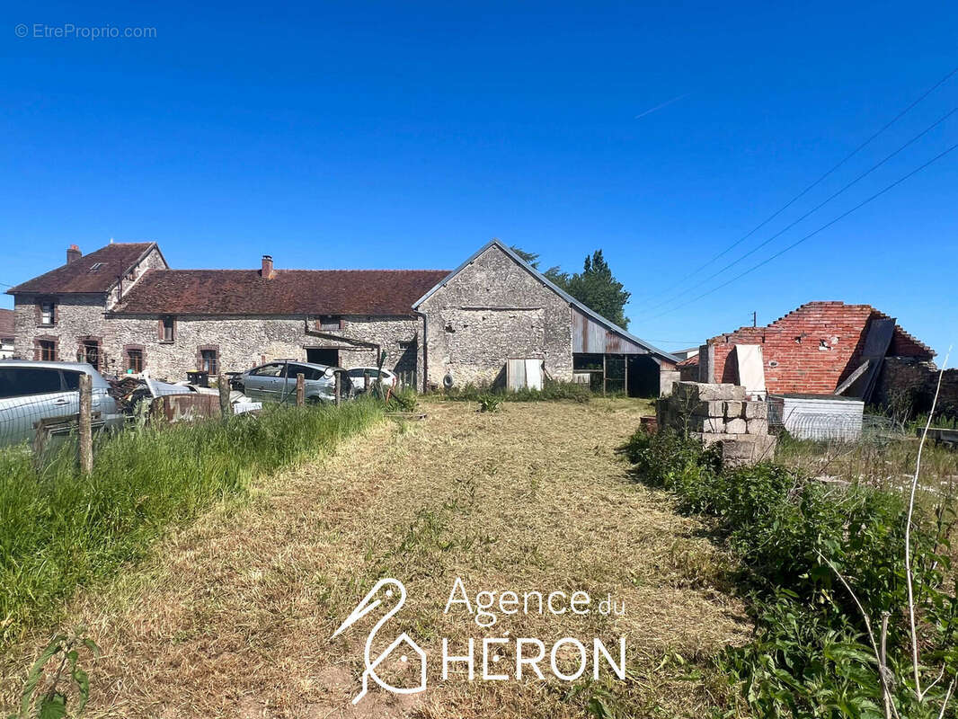Photo 5 - Maison à SAINT-HILLIERS